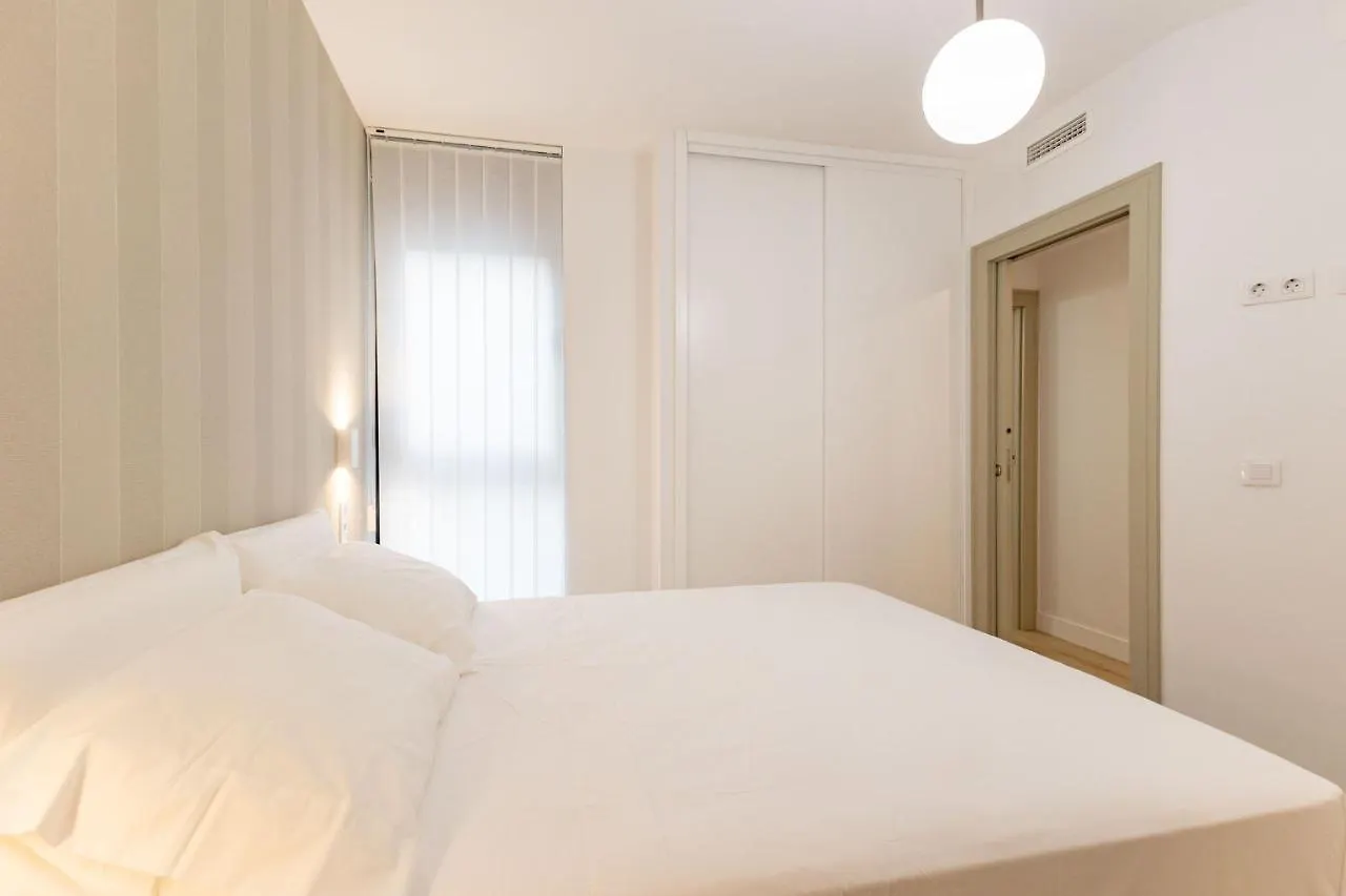 Jardines Del Valle, Historical Center, 5 Pax Seville 0*,  Spain