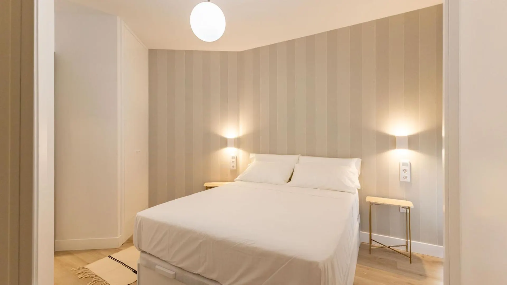 Jardines Del Valle, Historical Center, 5 Pax Seville Apartment